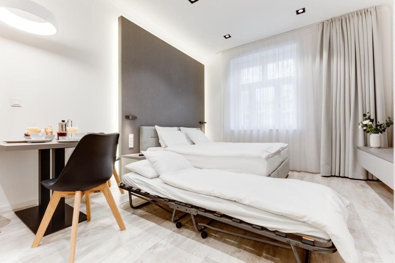 Lampi Aparthotel ปราก ภายนอก รูปภาพ